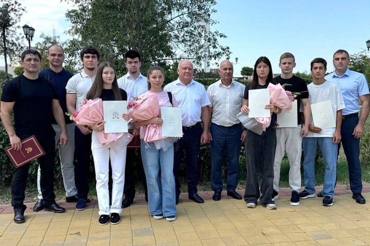 В администрации Адыгейска наградили лучших спортсменов муниципалитета