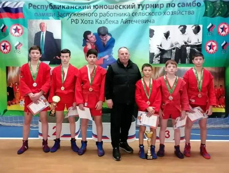 Спортсмены из Адыгейска успешно выступили на первенстве Республики Адыгея по самбо среди юношей