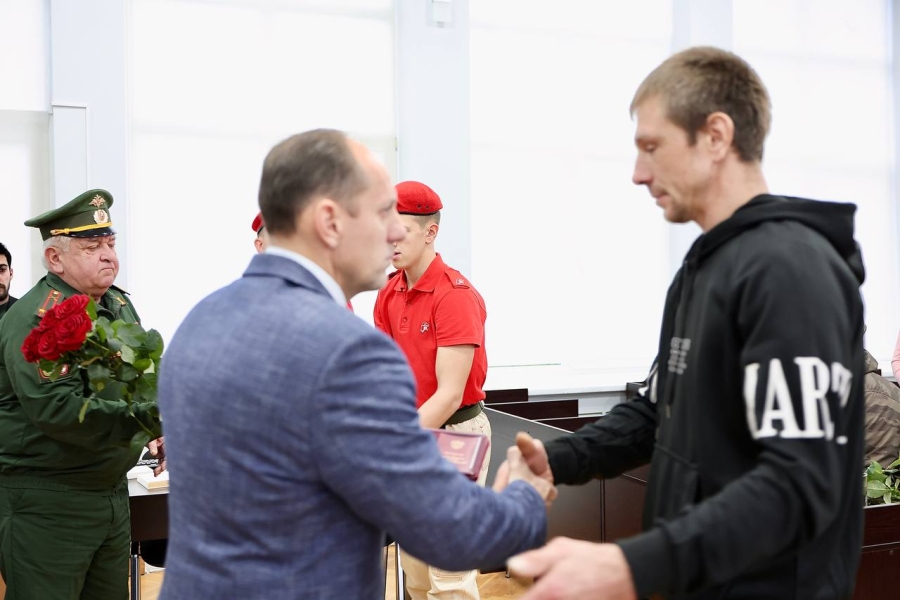В Майкопском районе передали ордена Мужества родным погибших участников СВО