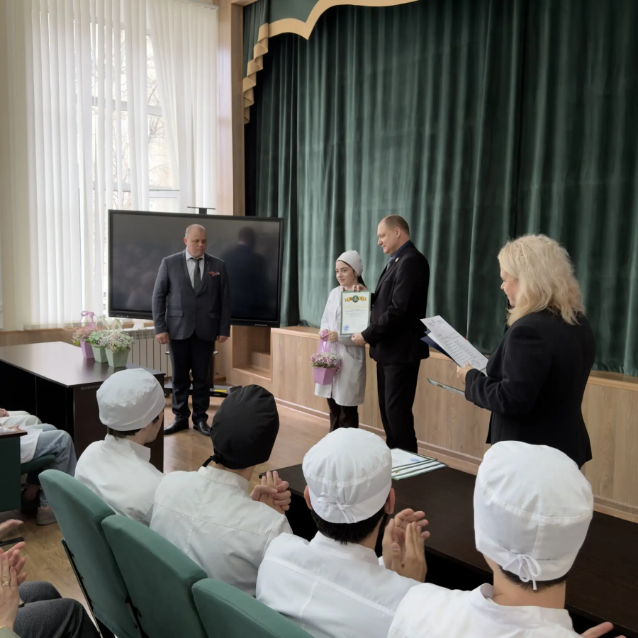 Преподаватель и студенты  Майкопского медицинского колледжа успешно выступили на региональном этапе Всероссийского конкурса «Мастер года»  