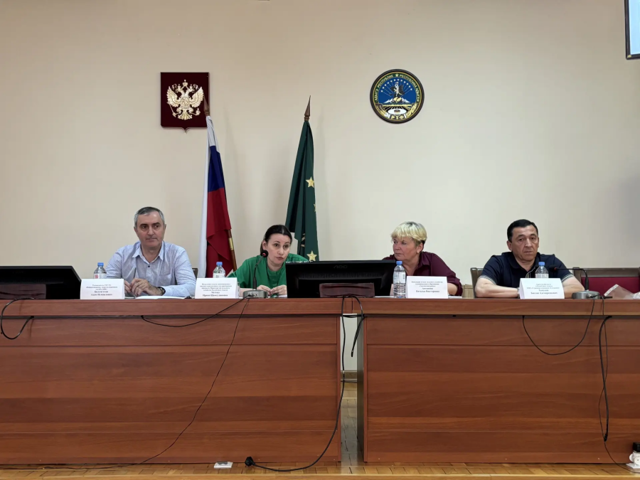 Минсельхоз Адыгеи обсудил поддержку фермеров и ЛПХ